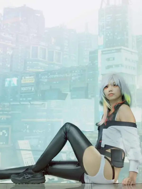 Lucy Kushinada Cosplay - cover